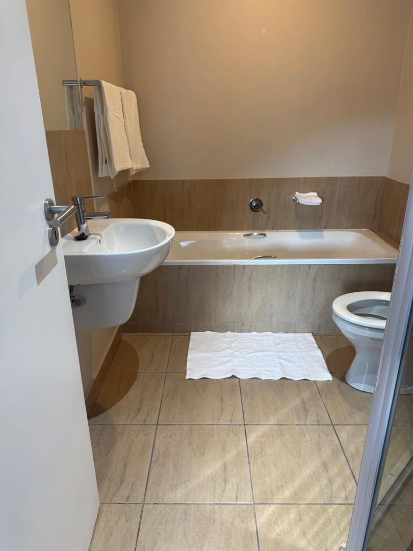 To Let 3 Bedroom Property for Rent in Observatory Western Cape